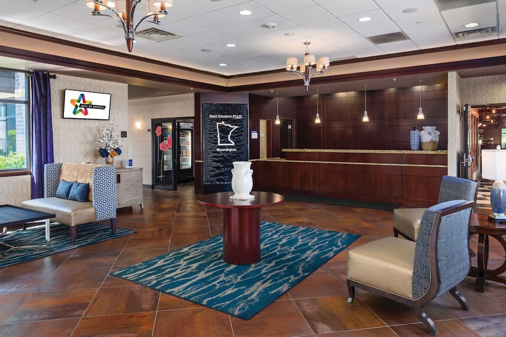 South Loop House | Luxe Comfort Near the Mall: Free Airport Shuttle & Great Beds
