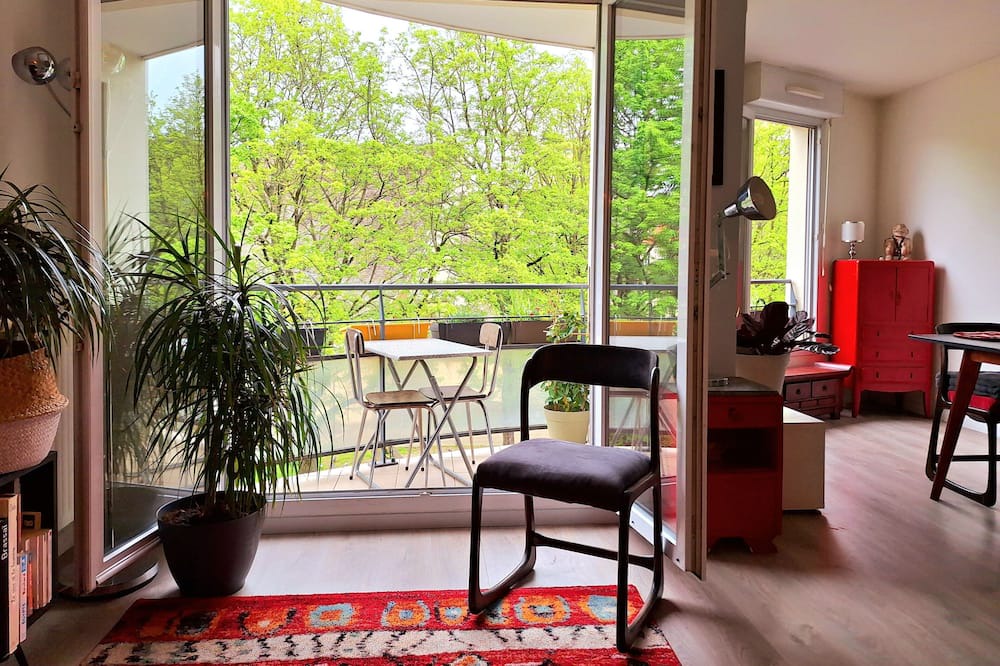 Bagnolet Apartment | A haven of peace 2 steps from Paris