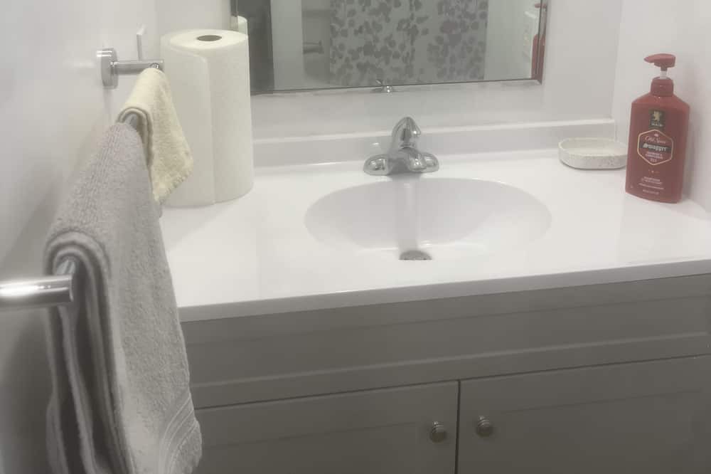 Stephenville Apartment | 2 Bedroom Centrally Located, Stephenville, NL