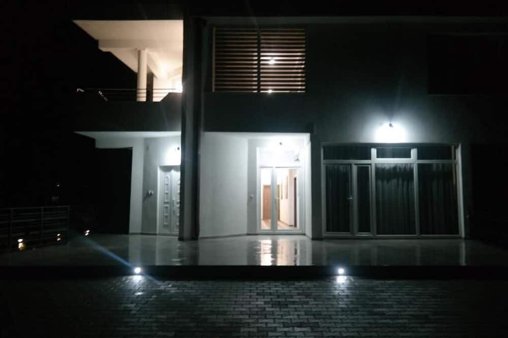 Northeastern Region Apartment | Villa Family