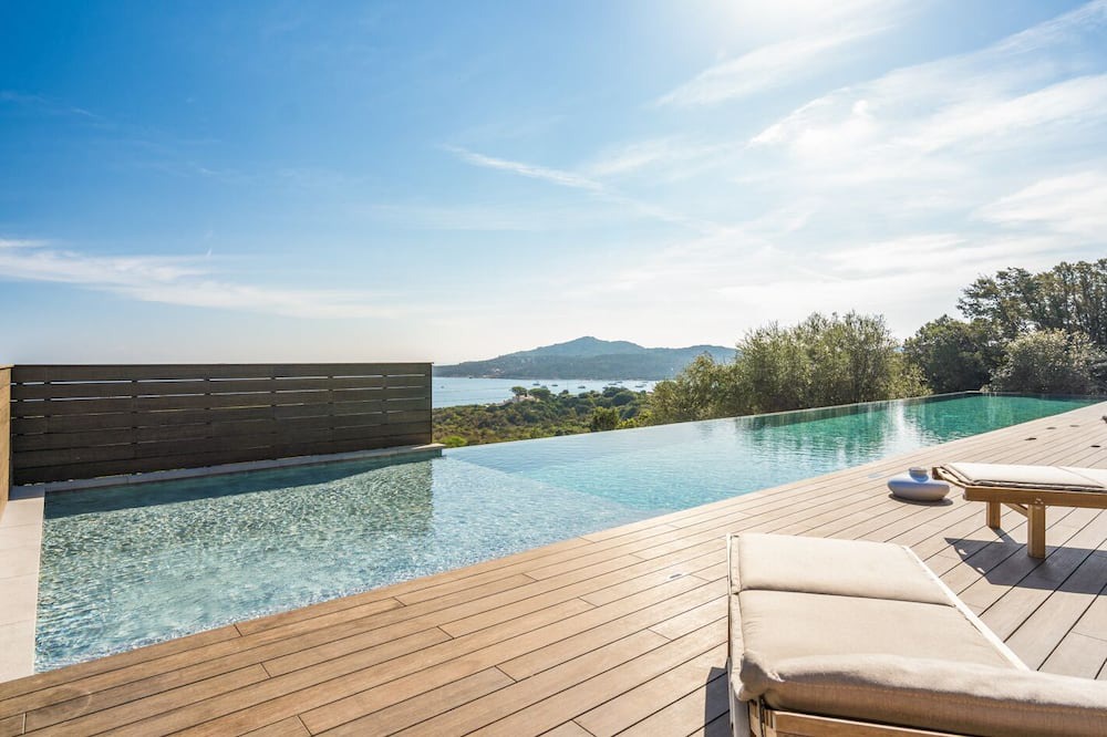 Pantogia Villa | La Scilla Bianca - Five Bedroom Villa, Sleeps 10