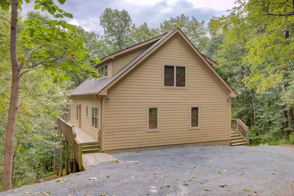 Chestnut Springs House | Chestnut Springs with Wintergreen Advantage