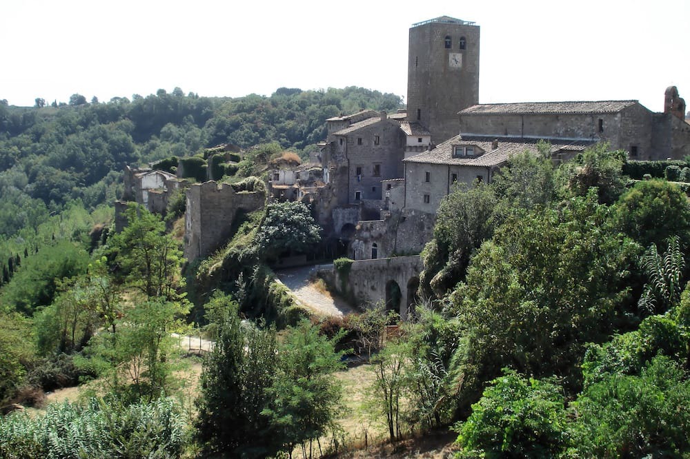 Bassano in Teverina Resort | borgo antico resort