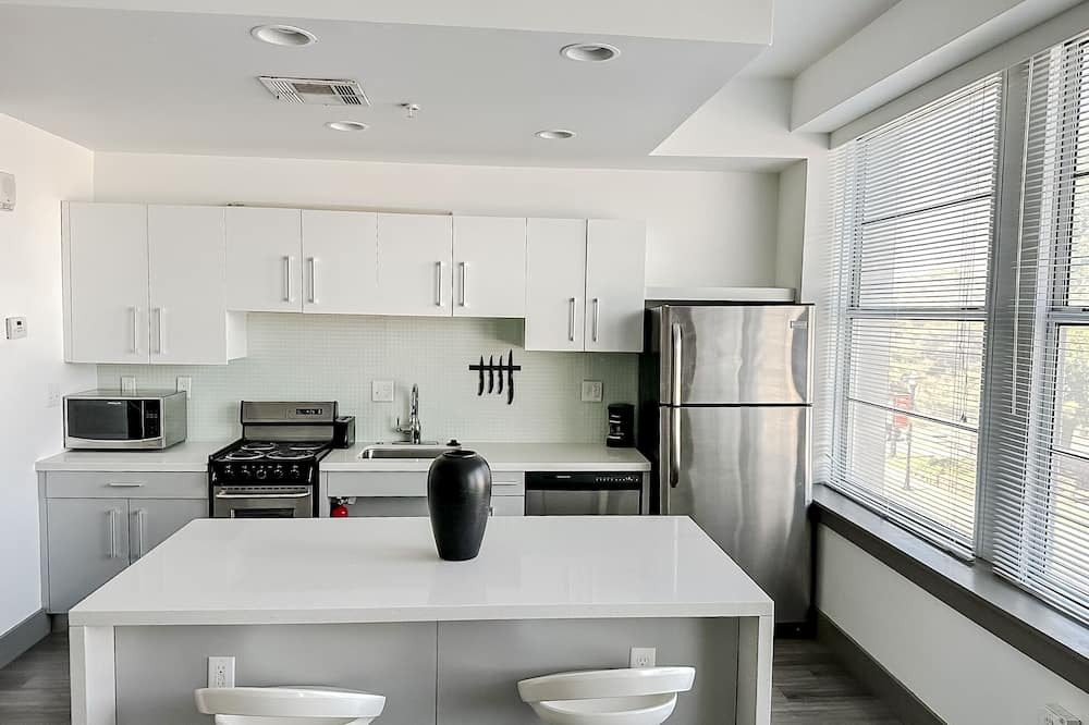 Downtown Springfield Apartment | Sleepover: Ideal 1BD/1BA - Downtown Springfield