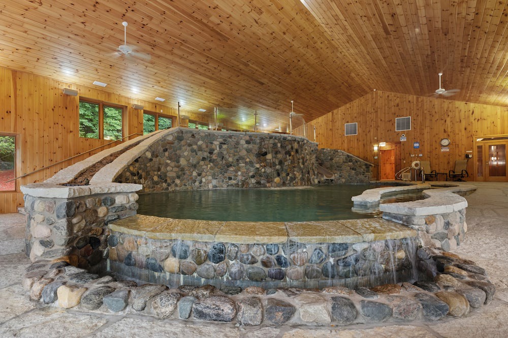 La Porte Cabin | The Lodge at Rush Lakes