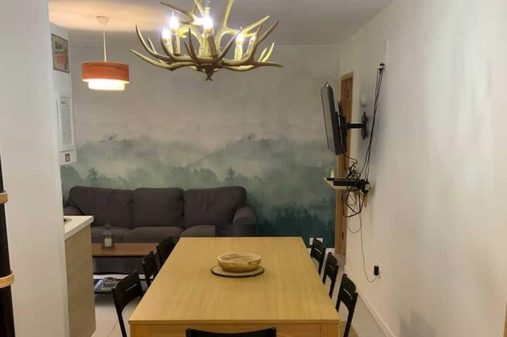 Saint-Michel-de-Maurienne Apartment | Homerez - Beautiful appartement for 8 ppl. at Saint-Michel-de-Maurienne