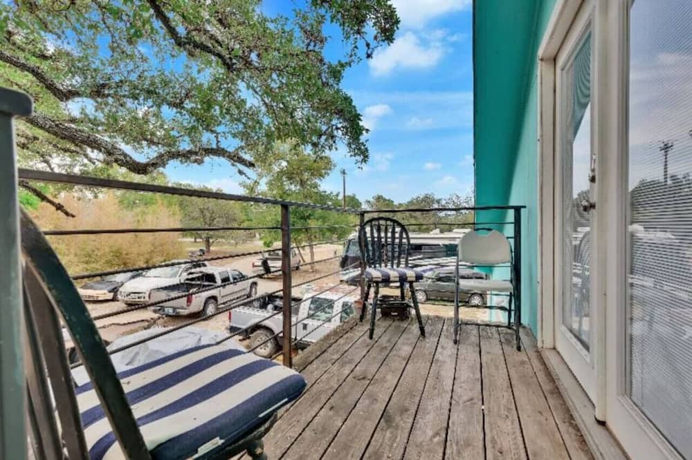 Manchaca Apartment | 184) Great for solo travelers!