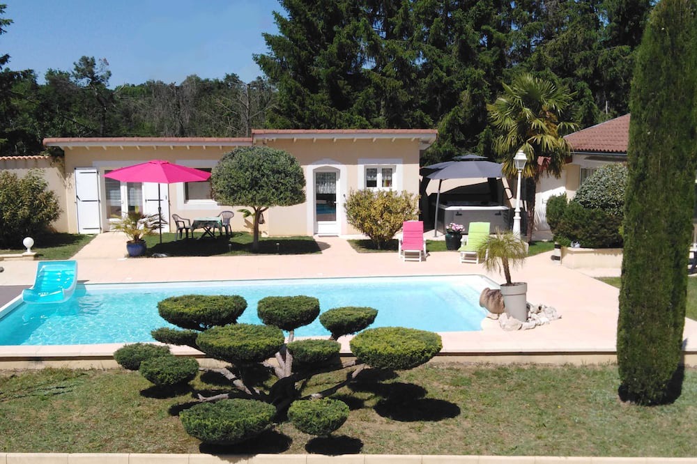 Saint-Bardoux Cabin | Gîte Naturiste Drôme Avec Séjours Bien-être : le Calme en Pleine Nature !