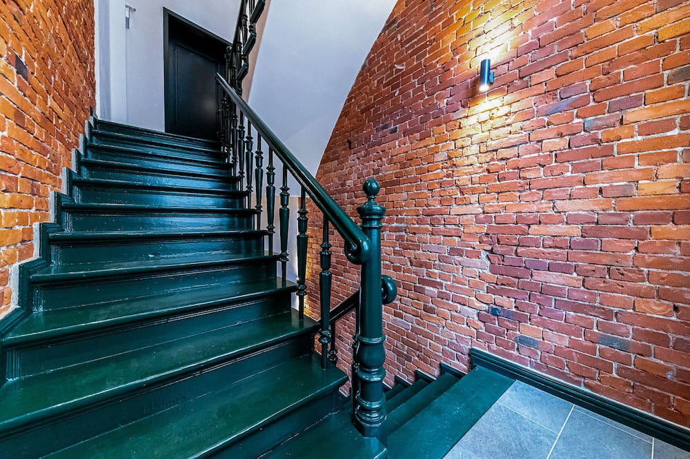 Magdeburg Condo | Living & Comfort Loft-suite: Fast Wifi, Coffee, Netflix, Kingsize Beds