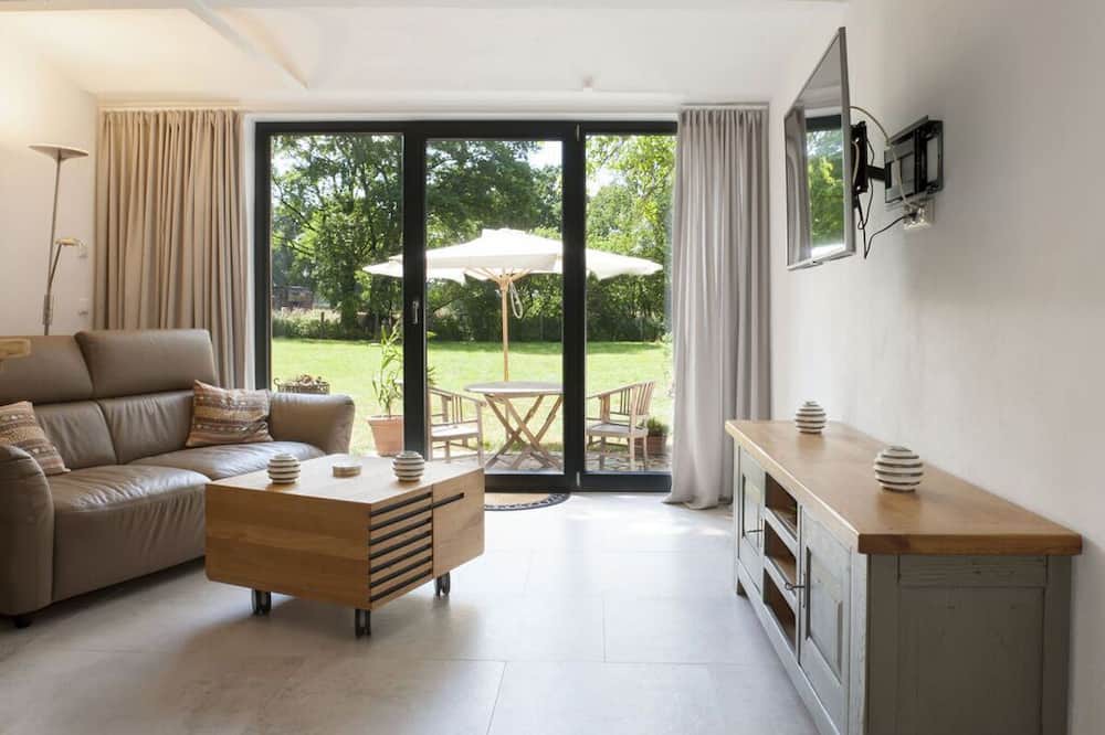 Greven Apartment | Holiday home Owl's Nest