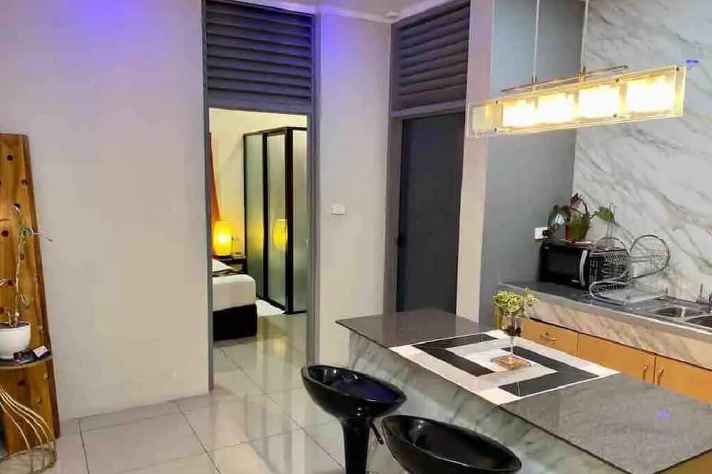 Bouvet Island House | Nikilesh Apartments- 1 Bedroom Ltk