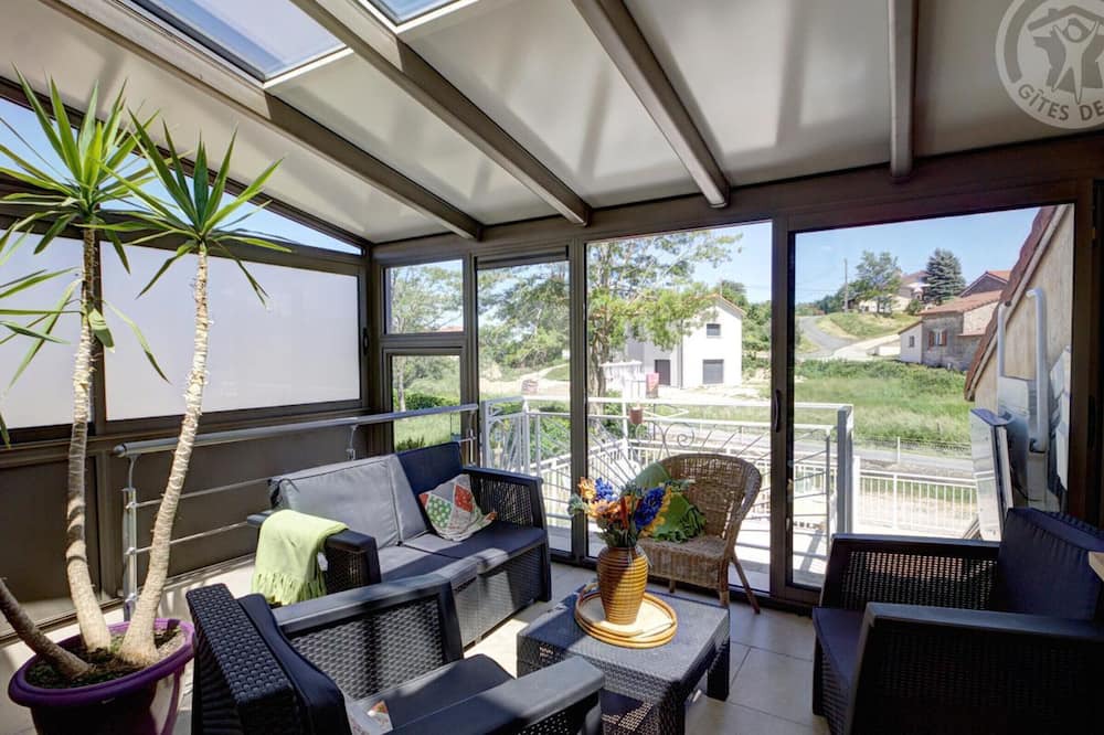 Chambles Cottage | Gite Chambles, 2 bedrooms, 6 persons
