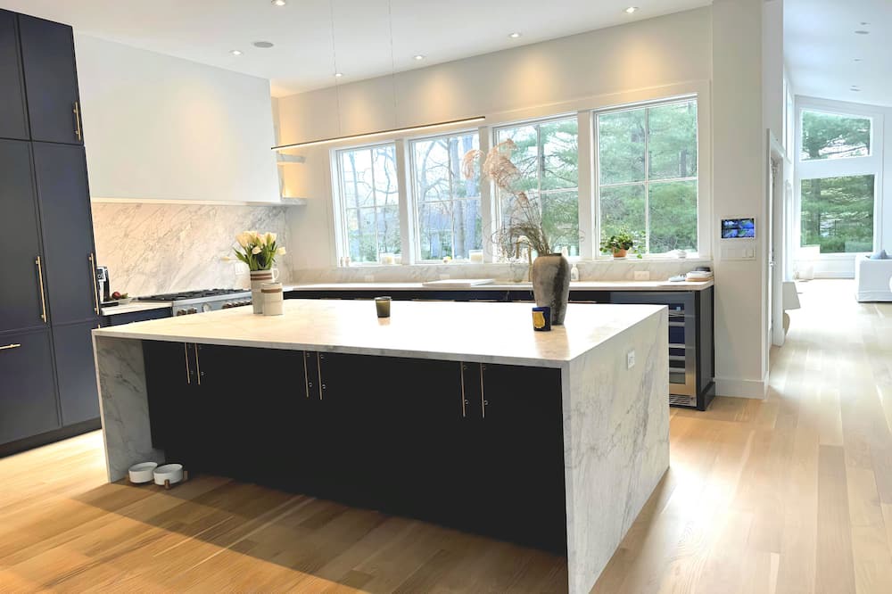 Quogue House | Quogue Newly Built 6BR 5.5BA Summer Escape