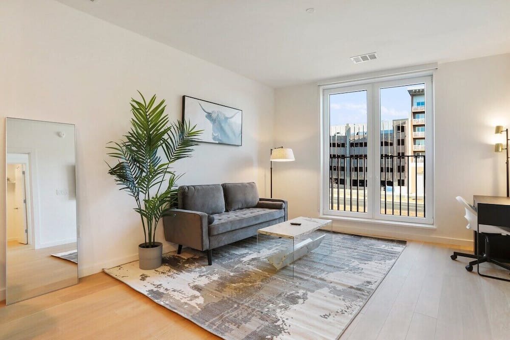 Reston Apartment | Relaxing Private 1BD by IAD (Dulles Airport)