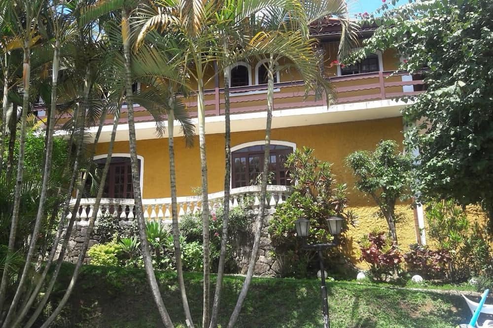 Embu das Artes House | Chácara Embu das Artes / SP