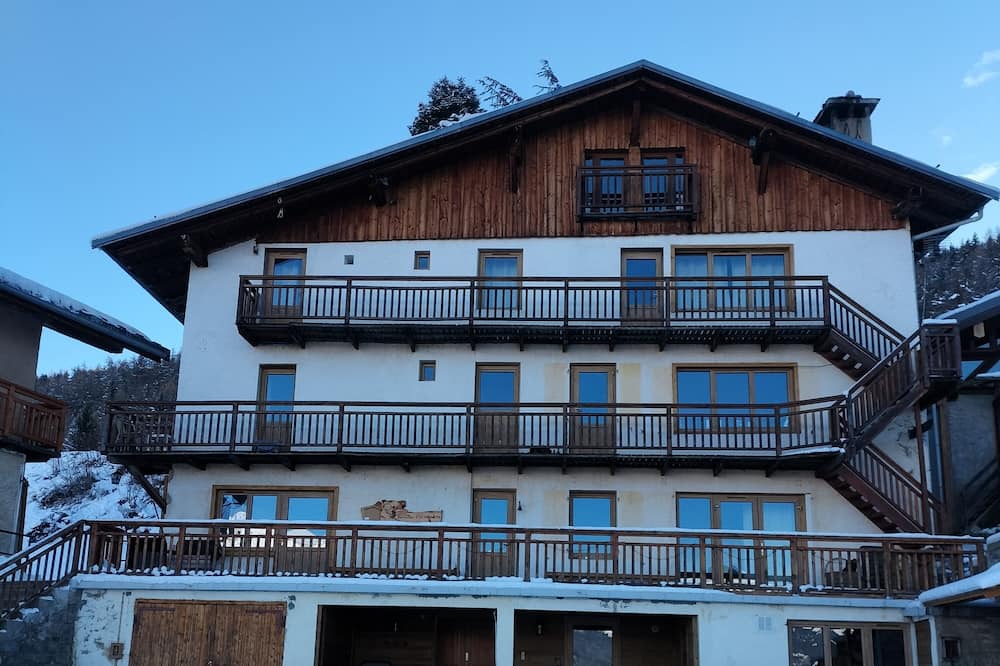Plangagnant Ski Chalet | Vrbo Property
