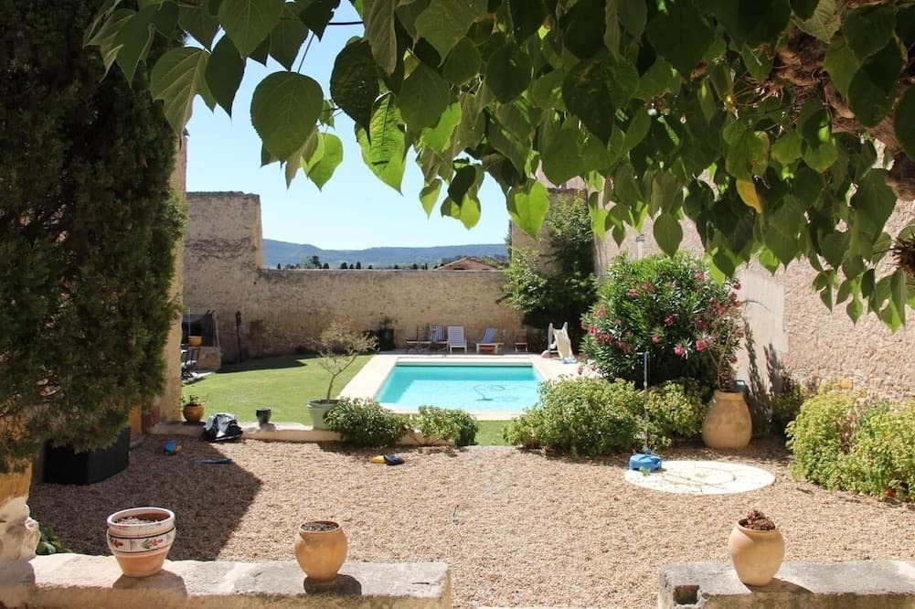 Cruzy Villa | Gîte 20 Couchages Avec Piscine Proche Narbonne / Béziers / Saint Chinian