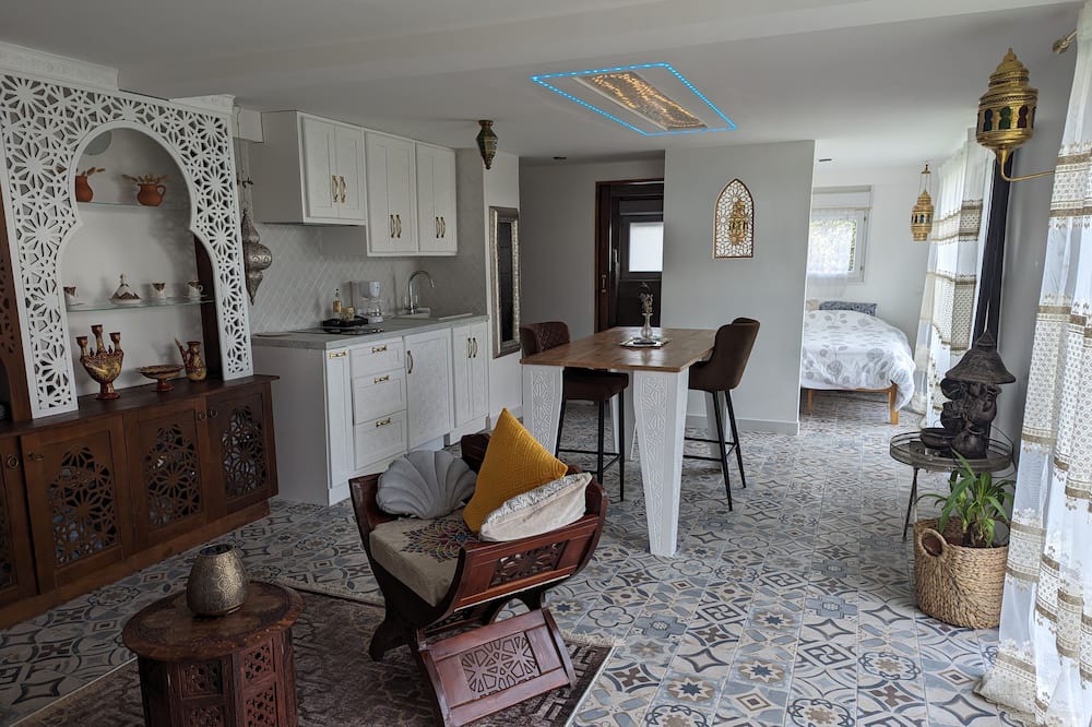 Dufau-Tourasse House | La Pause Andalouse, une Touche Unique Pour un Moment D'évasion !