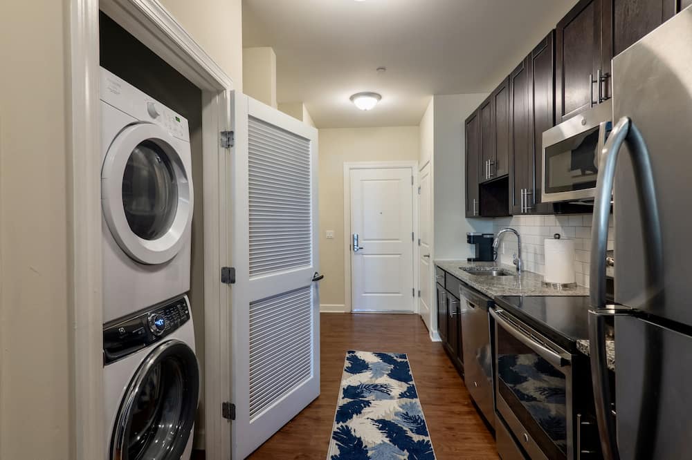 Patchogue Apartment | Luxury rental in downtown Patchogue central to lounges, bars, restaurants, banks