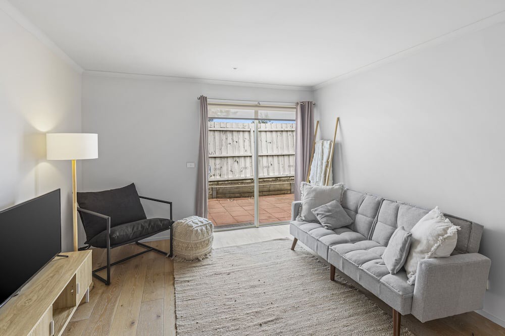 Corio Villa | Lovely Living - Relax in the Bellarine Peninsula