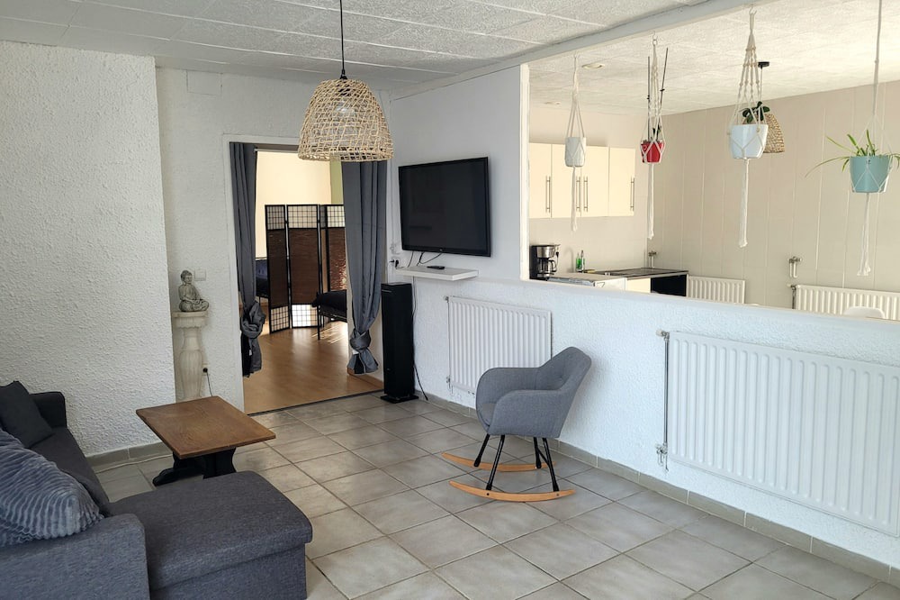 Gavarret-sur-Aulouste House | Agréable Maison au Cœur de la Campagne