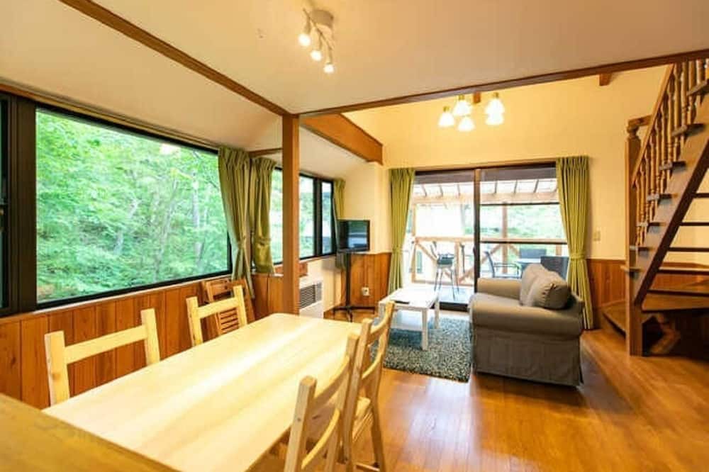 Neba RV Rental | A Whole building rental planAprilMay Room onl / Shimoina District Nagano
