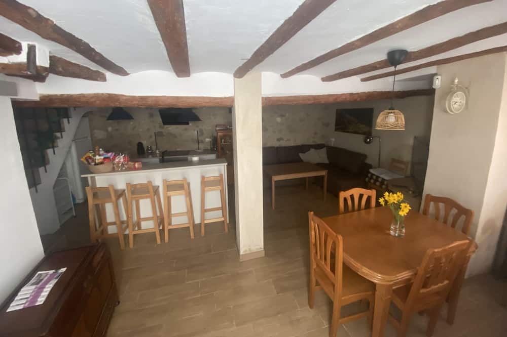 Penaguila House | Acogedora casa, en pueblo con encanto. Mascotas bienvenidas!!