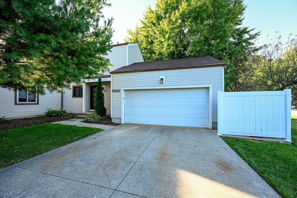 Silver Lake Condo | Luxury 2 bd Perfect for Traveling Professionals!