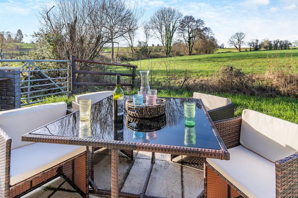 Coed-Y-Paen Cottage | 2 bedroom accommodation in Usk