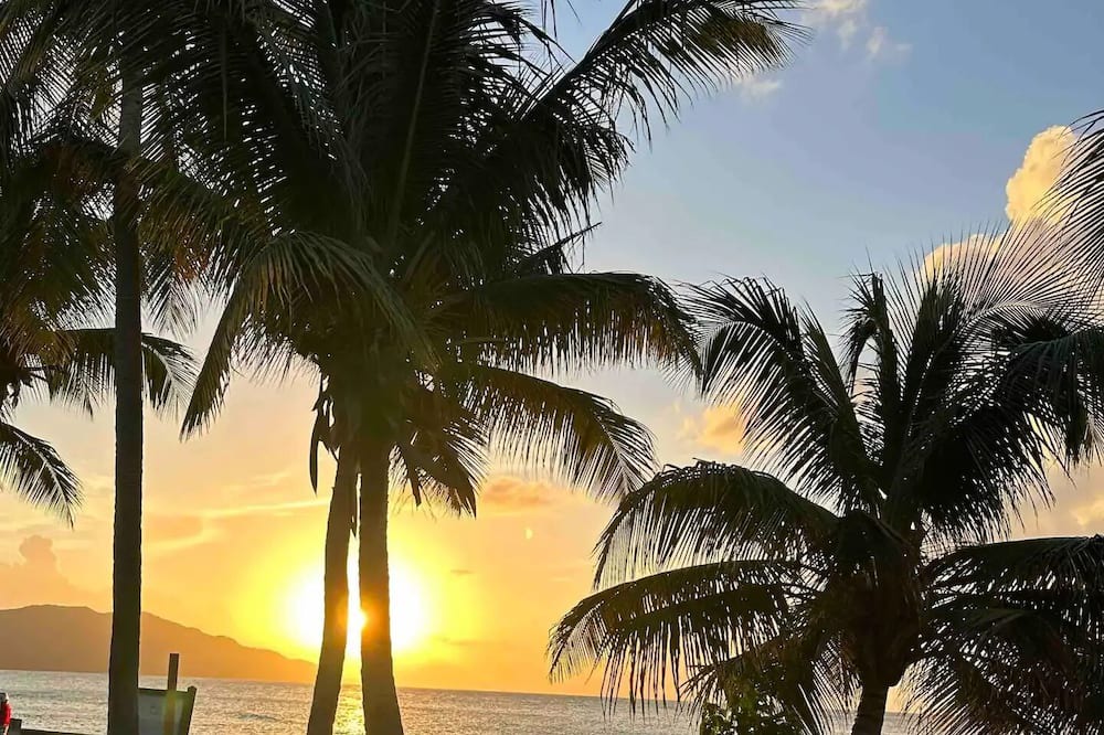 Cane Bay Villa | Retreat, Adventure, Beach, Pet and AC