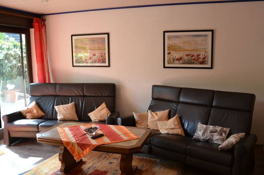 Hallgarten Apartment | Holiday apartment Lucas