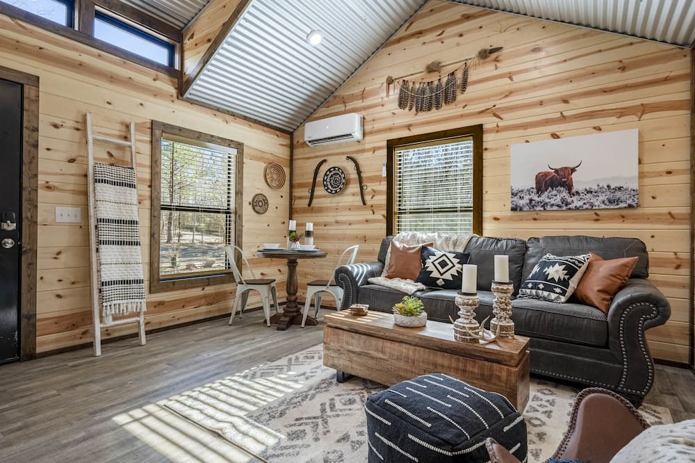 Broken Bow Cabin | Honey Creek Cabin: Hochatown- Broken Bow