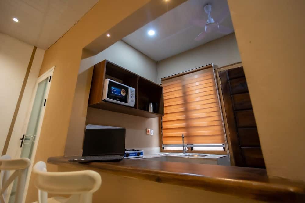 North Legon Apartment | 1 Bedroom Apartment in Accra - Ashomang Estates, 25 Mins from the airport