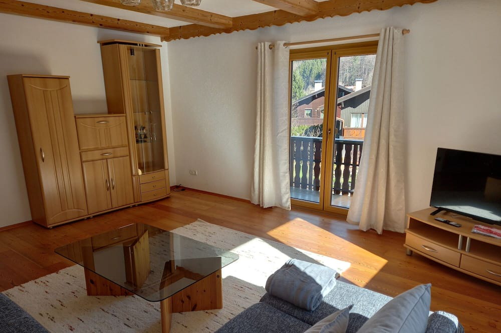 Siegsdorf Apartment | Ferienwohnung in Ruhiger Lage