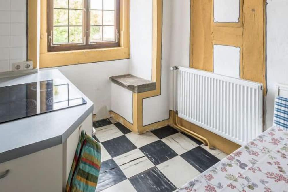 Unsleben Apartment | Lovely apartment in Unsleben