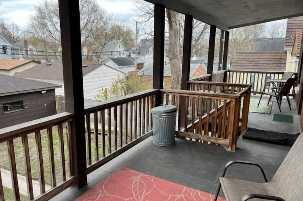 Northeast Minneapolis Arts District House | NE Minneapolis Brick Beauty - Unit 3n