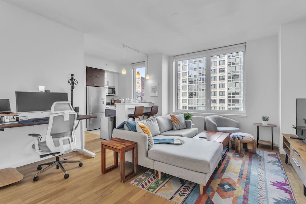 Manhattan Valley Apartment | Columbus Square 1 BR w/ Office by Anyplace - 11620