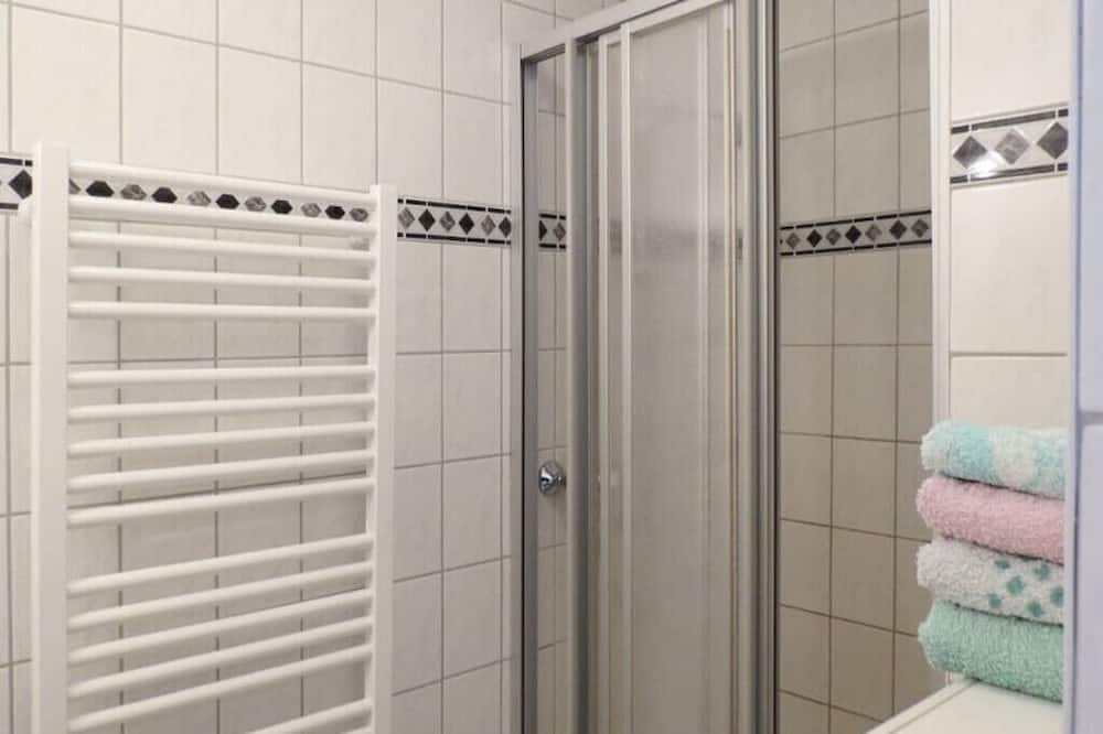 Busumer Deichhausen Apartment | Ferienwohnung 300m vom Badestrand Entfernt. Der Erholungsort ist Kurtaxe Frei