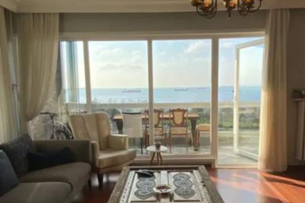 Kartal Apartment | Apertment with a view of İslands