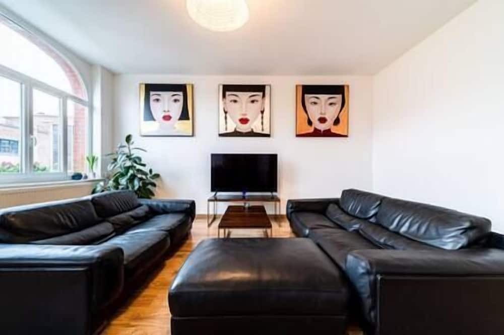 Dunkerque Centre Apartment | Vrbo Property