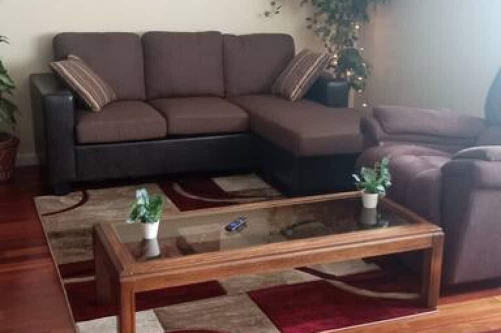 Niskayuna Apartment | Suite 3 with free wifi