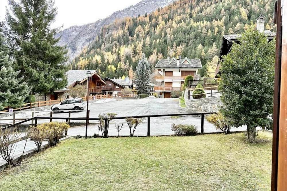 Dolonne Apartment | Vrbo Property