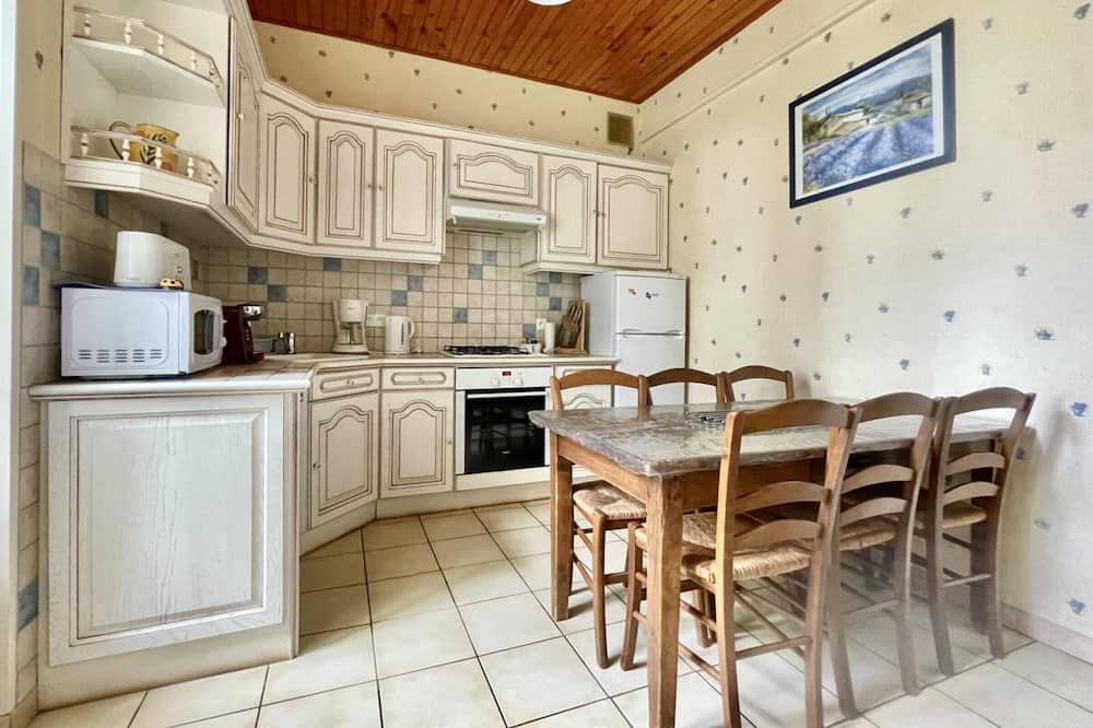 Saint-Aubin-le-Monial Cottage | Gite Saint-Aubin-le-Monial, 1 bedroom, 2 persons