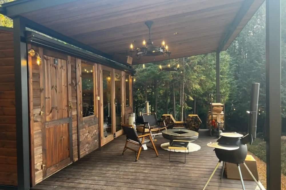 Higashihiroshima RV Rental | Completely private glamping with a woodfired bath / Higashihiroshima City Hiroshima