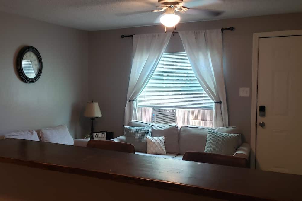 Port Lavaca House | Serenessentials