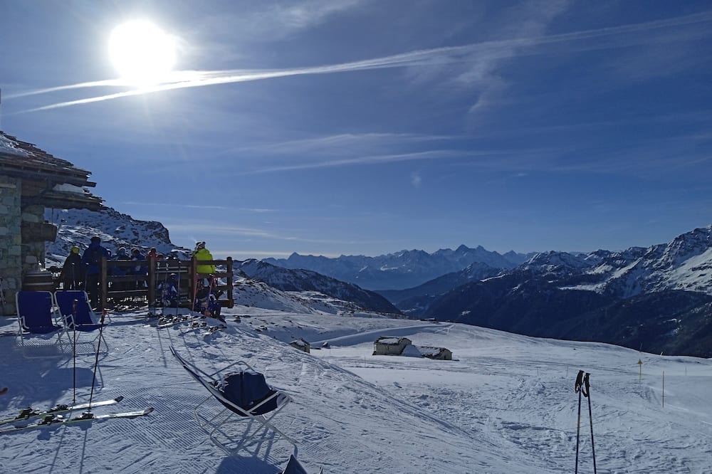 Randa Apartment | Private 2 Zimmerwohnung mit Wunderbarer Aussicht Aufs Klein Matterhorn