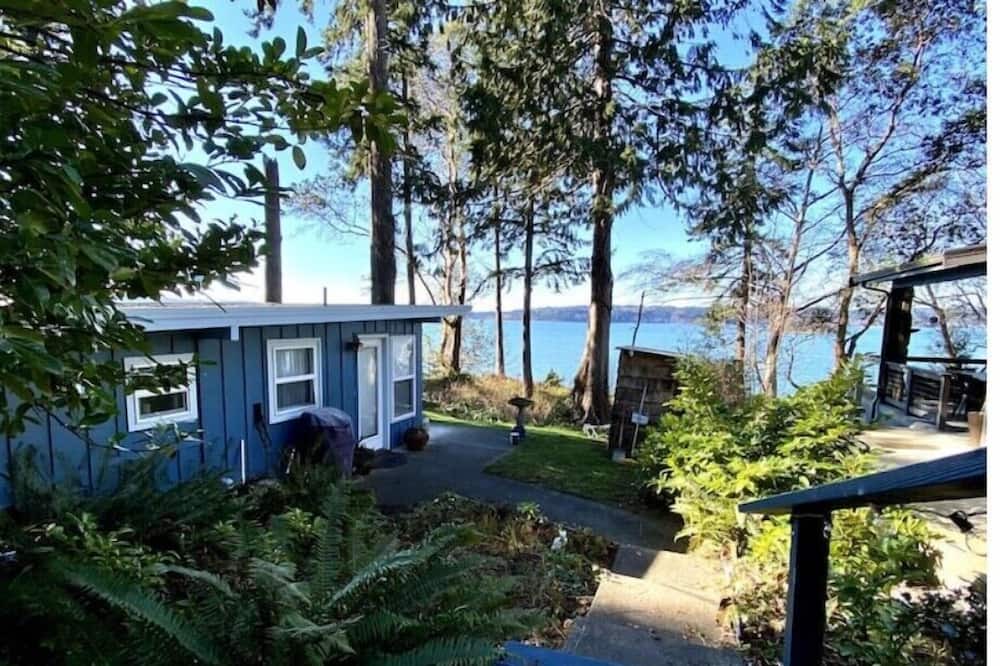 La Conner Cabin | Perfect for Tulip Festival! Sunset Oceanview Cottage