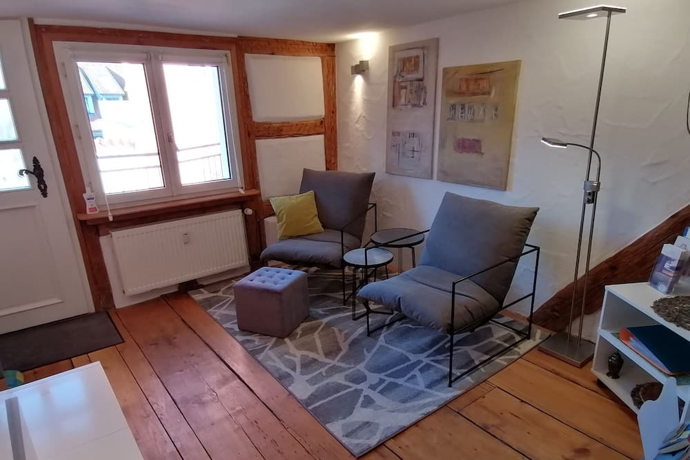 Altstadt Apartment | Zentrale Wohlfühloase Inkl Parkplatz - Zum Blauen Schild