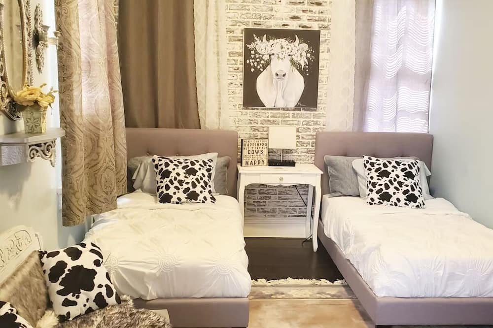 High Point Other | Historic Guest Home