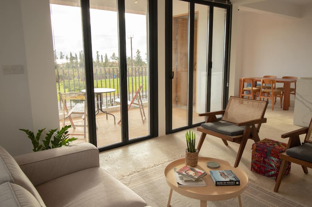 Emba House | mhouse44B, Peyia, Coral Bay, Paphos